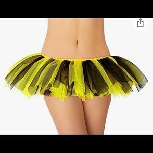 NWT-FUNWORLD-WOMENS BLACK AND YELLOW TUTU SKIRT